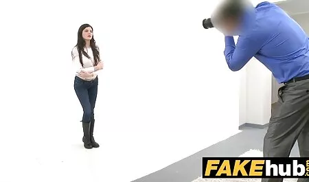 चार्लीज़ हिंदी मूवी पिक्चर सेक्सी सेक्सी फ़रिश्ते