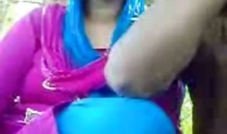 सेक्सी सारा सेक्सी फिल्म फुल एचडी में जेसी खुद को चमड़े के दस्ताने में उँगलियाँ मारती है