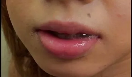Slutty लेस्बियन वो साले एक रियलिटी बीपी सेक्सी मूवी पिक्चर शूट में खिलौनों के साथ बाहर निकलते हैं
